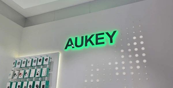 aukey của nước nào